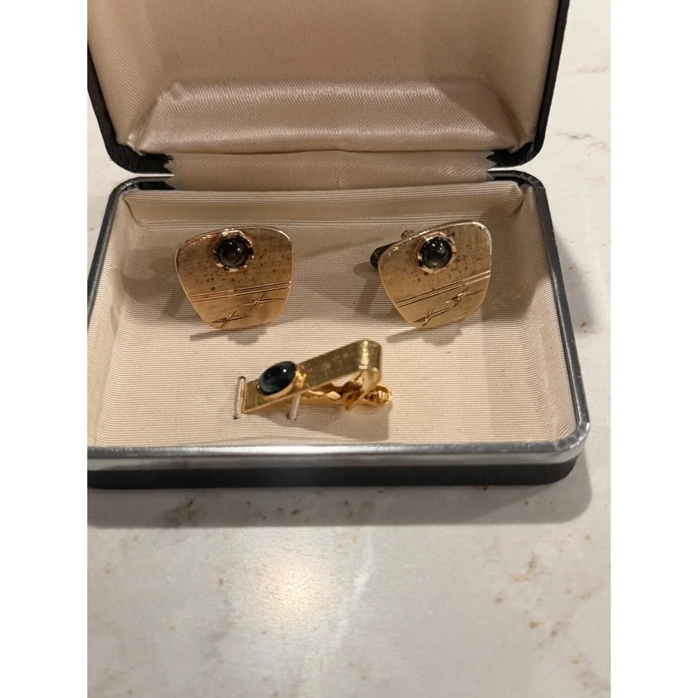 Vintage Swank Cufflinks and Tie Clip Set Gold Tone Black Cabochon with Box